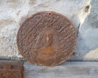Antique old French FLEURS DE LYS & Dame Renaissance  clay decorativ plaque