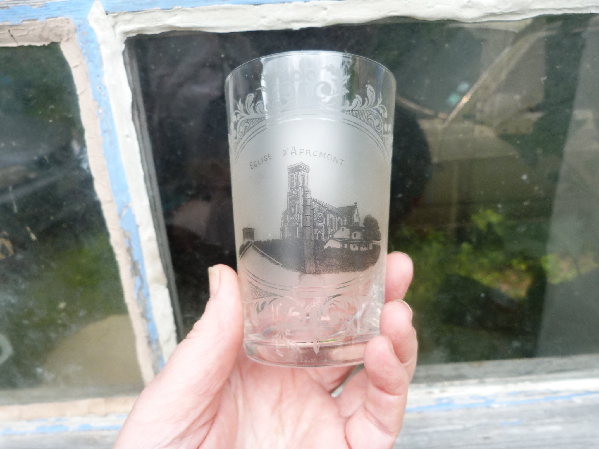 Ancien Verre en Cristal Grisaille Gravé Par Acide Chateau d'apremont sur Vie Vendée