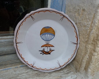 Antique XVIII century  French Nevers Glazed  faience  plate figuring Hot Air Balloon Montgolfiere