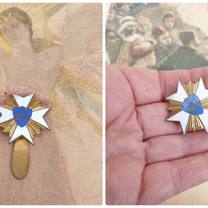Vintage Antique French military enameled medal  pin