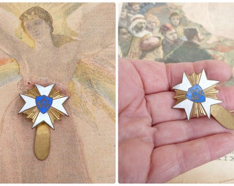 Vintage Antique French military enameled medal  pin