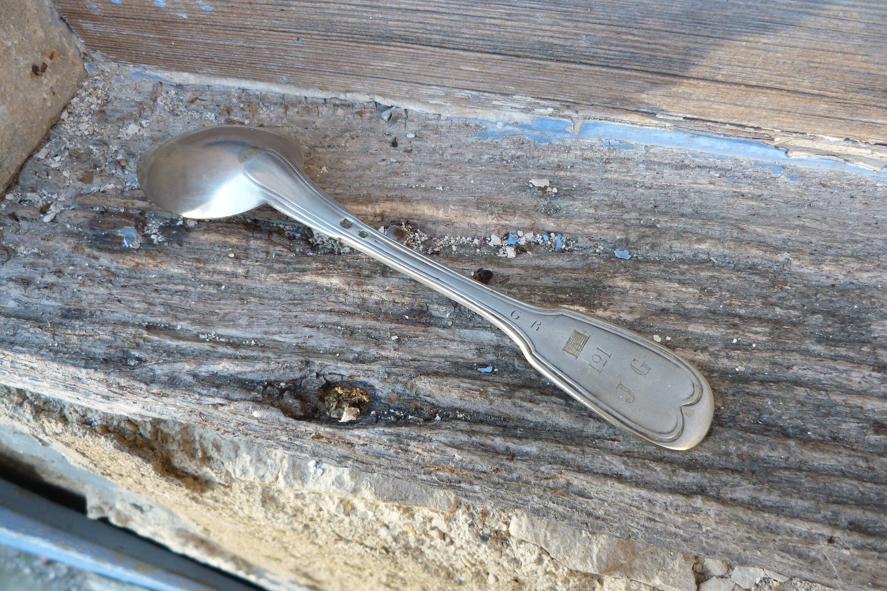 Ancienne Cuillére Xviiieme Siecle en Argent Minerve Modele à Filets