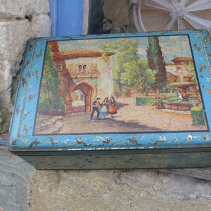 Vintage Antique 1900/1930 old French Big size blue tin lithograph biscuit box