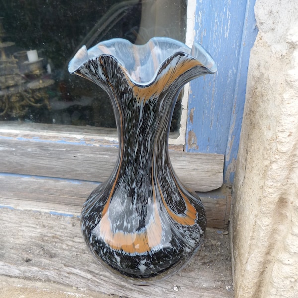 Vase ancien en verre de Clichy à collerette multicolore jaspé