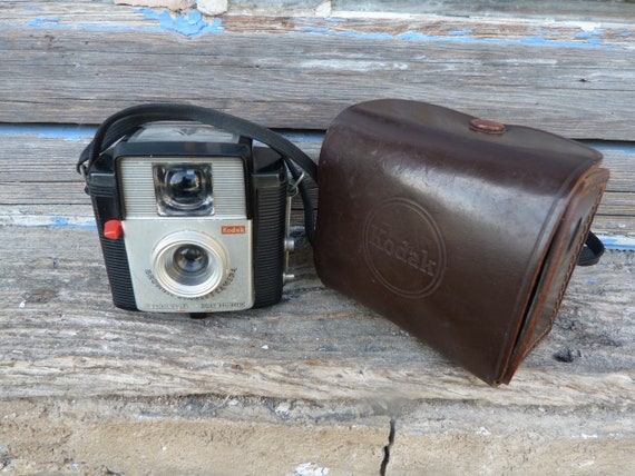 Appareil Photo KODAK BROWNIE STARLET – Vintage Avec étui Cuir
