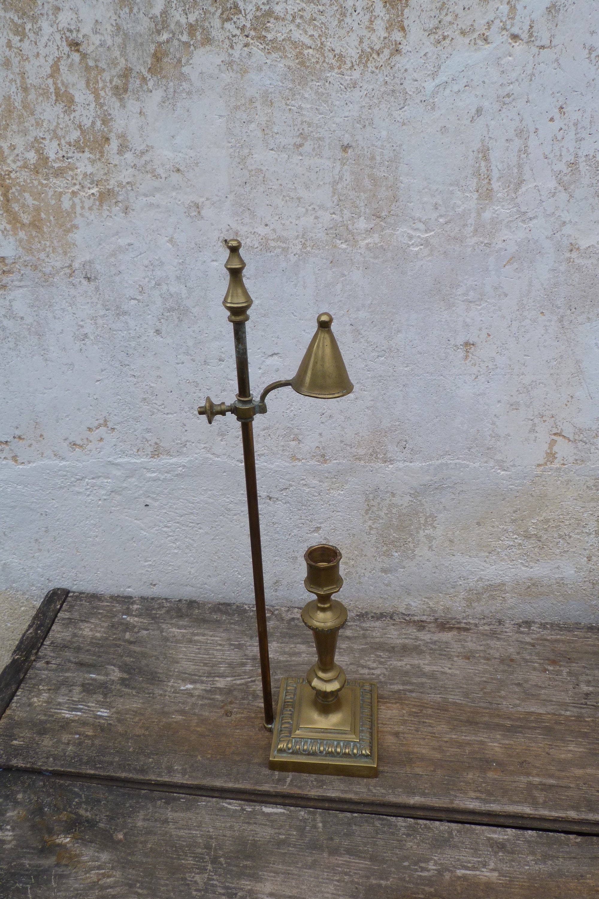 Antique French Laiton Massif Bougeoir avec réglable éteignoir