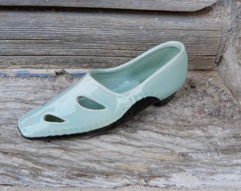 Vintage old French bicolored porcelaine shoe