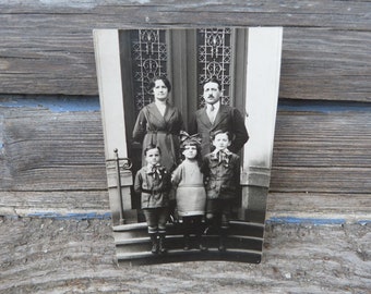 Vintage  old French real photography black & white  1910s Family