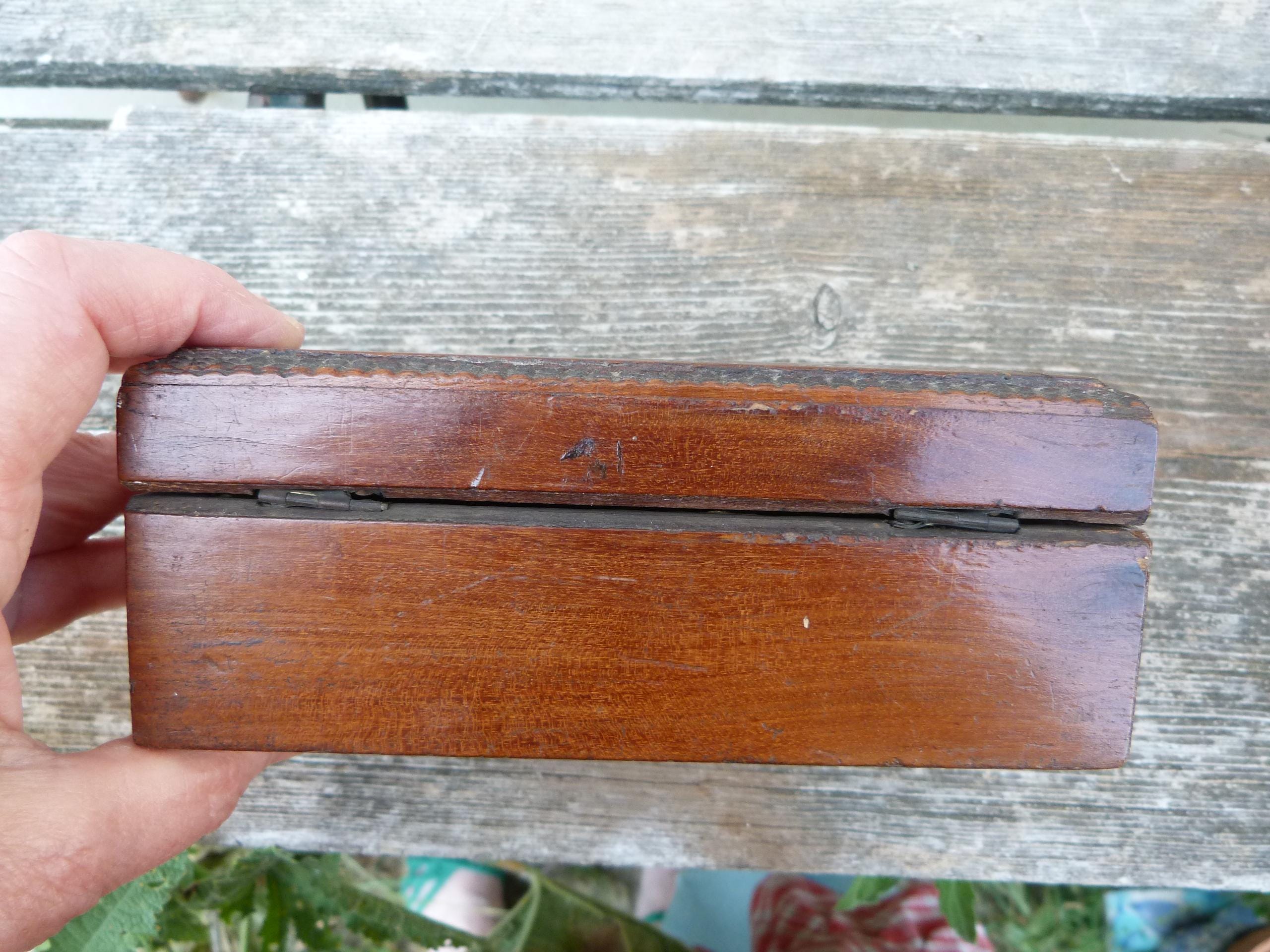 Vintage Old French 1900 Antique Wood Box With Decorativ Metallic