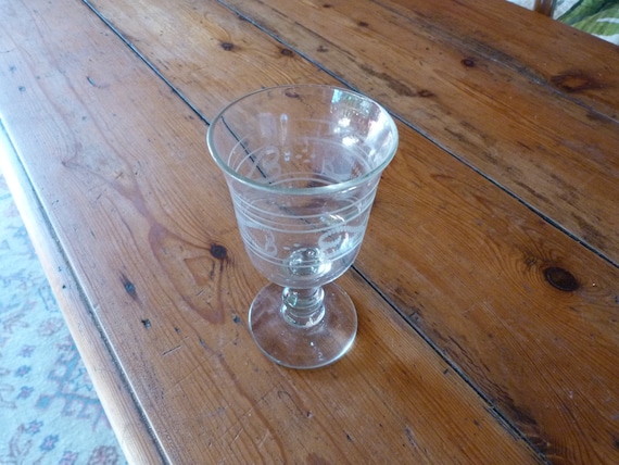 Antique 1850/1900s vieux français eched Verre à vin main soufflé/Bistrot