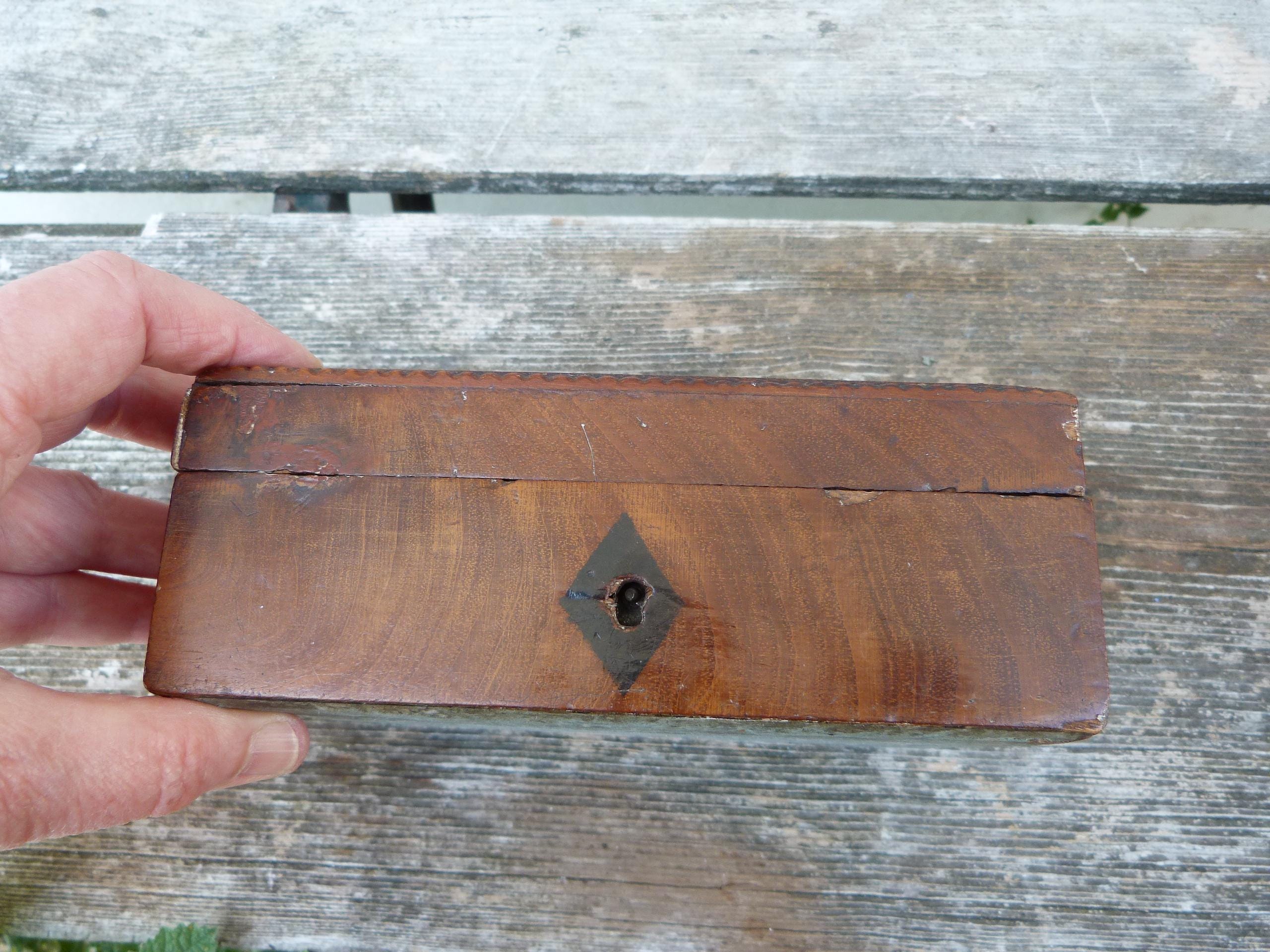 Vintage Old French 1900 Antique Wood Box With Decorativ Metallic