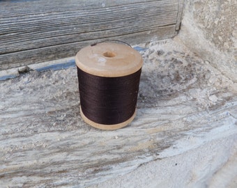 Vintage old French wood bobbin spool  yarn  dark brown cable Thiriez 6 fils 40