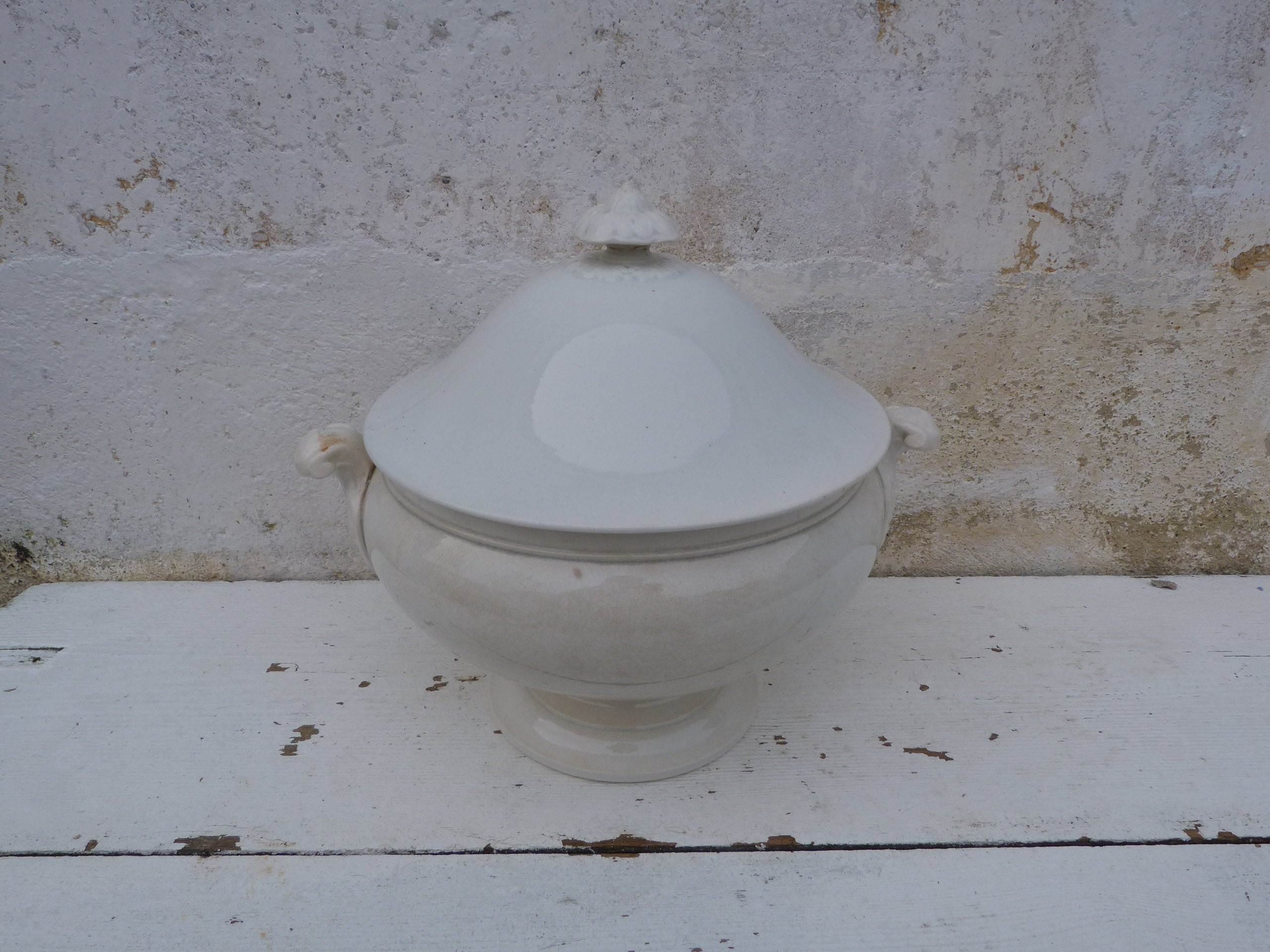 Soupière Ancienne 1900 Faience de Bordeaux Jules Vieillard Blanche