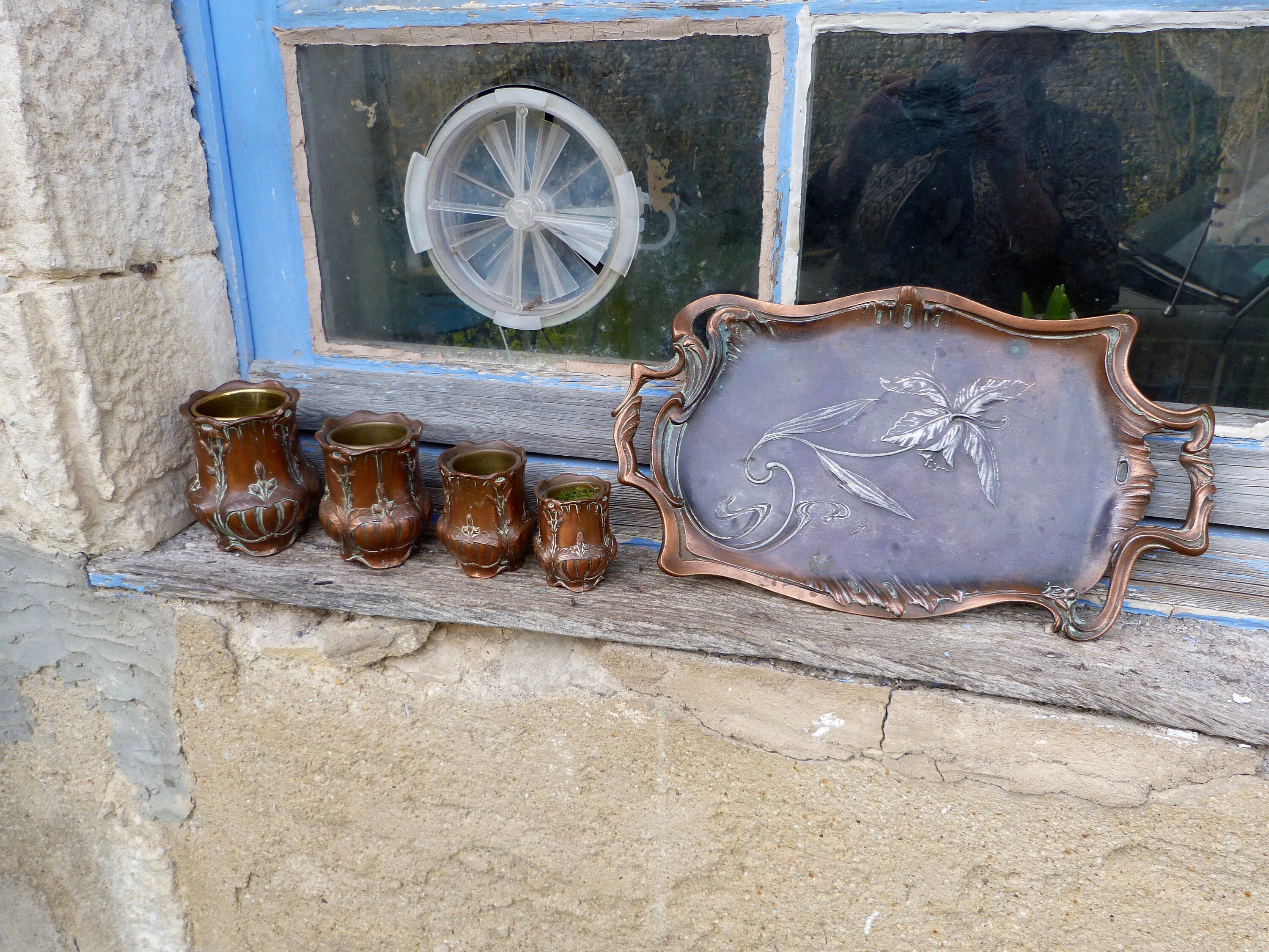 Français Plateau de Bronze Art Nouveau - Pots/Smockers Set/5 Pieces/Tobbaciana