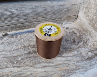 Vintage viejo francés madera bobina carrete hilo marrón cable Thiriez 6 fils 40