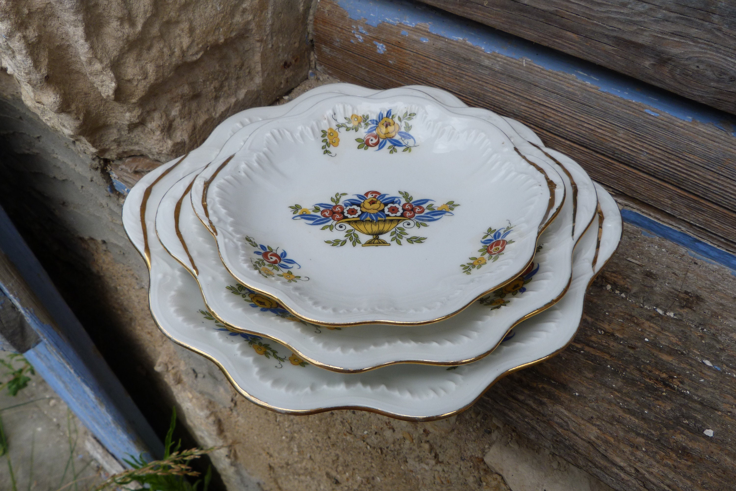 Vintage Limoges J.c France Motifs Floral Art Deco Finitions Or 3 Raviers