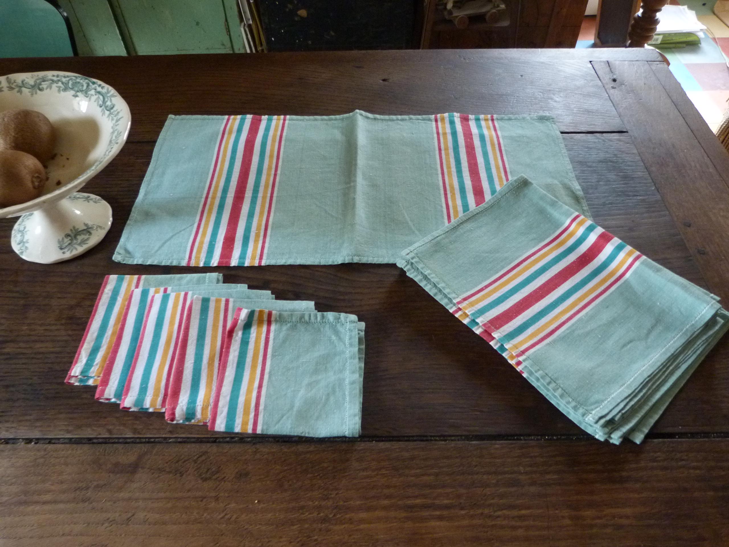 Vintage 1950 French Bistrot gestreifte Leinen Tischdecke + 11er Set Servietten