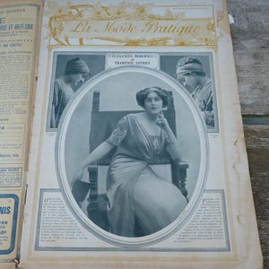 Vintage old French dated 27 August 1910 Issue Magazine La Mode Pratique + Sewing patterns
