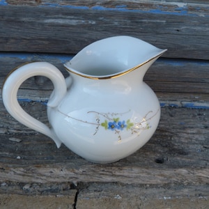 Vintage Antique old French 1900 petit pot de creme / ceramic /cream pot figuring flower garland with gilted stripes