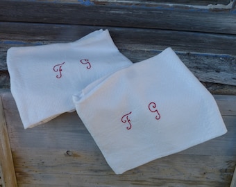 Vintage old French Earlier 20th c  white Irish damask linen set of 2 napkins  hand embroidered red monogram FG