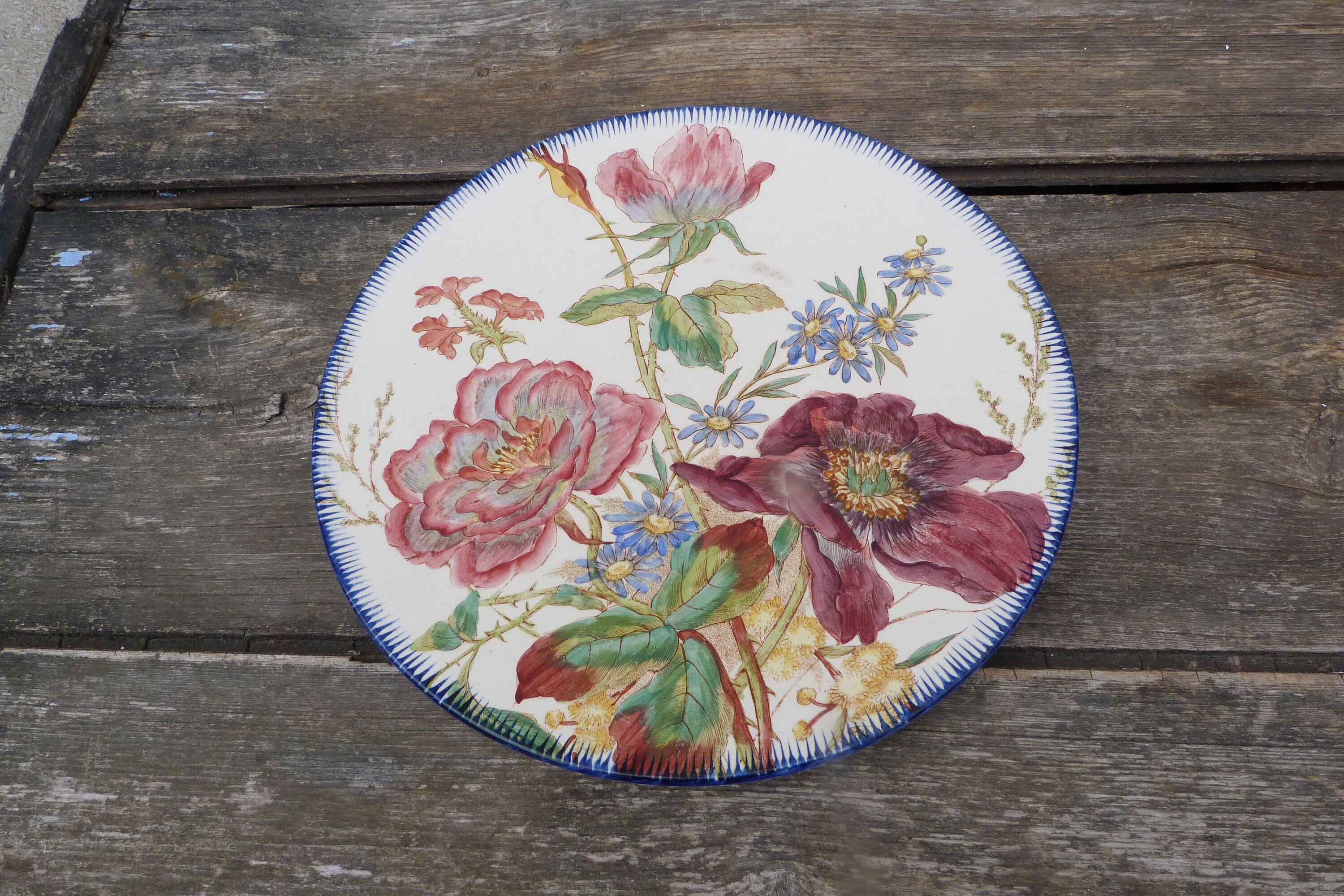 Grand Plat en Faience Longchamp Terre de Fer Fleurs et Feuillages