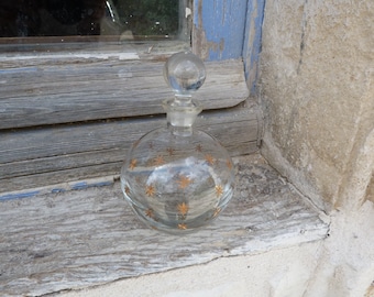 Vintage old French 1900 clear & gold etched and gilted Saint Louis Baccarat rounded liquor decanter