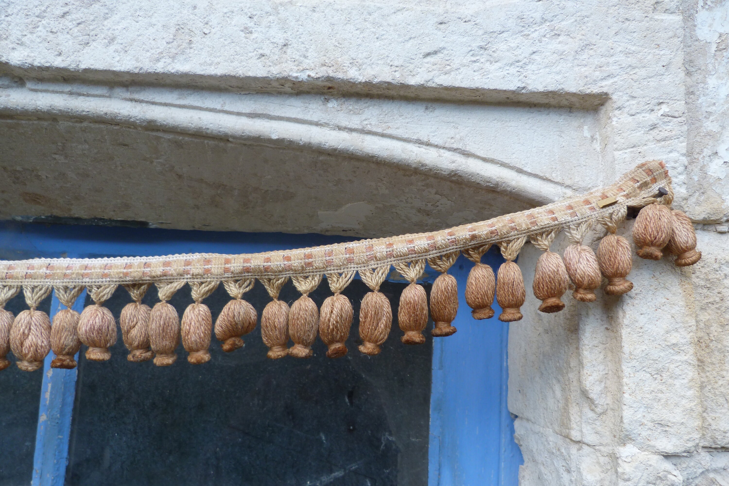 Galon Ancien Ameublement Pompoms 2 Morceaux