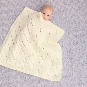 Knitting Pattern for 2 Dolls Blankets 4 Sizes to fit 10 to 12 Doll and 14 to 16 Doll Double Knitting Pattern for Doll KP620 image 4