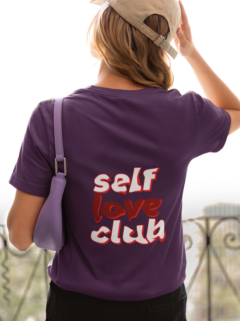 Solo Vibes T-Shirt — 'Love Yourself, Feel Free' Retro main image 1
