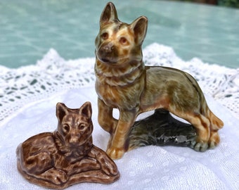 Wade Whimsies Alsatian Dog Figures - Large Standing and Small Puppy Seated - Mother and Pup - Two Tone Adult and Brown Dogs