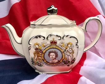 Vintage English Sadler Cube Teapot To Commemorate Queen Elizabeth II Coronation in 1953 / Silver Jubilee 1977