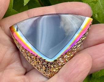 1950s Atomic Iridescent Czech Glass Brooch - Opaque Veined Glass with Metallic Edge Shimmering a Rainbow of Colours- Faux Agate Gemstone