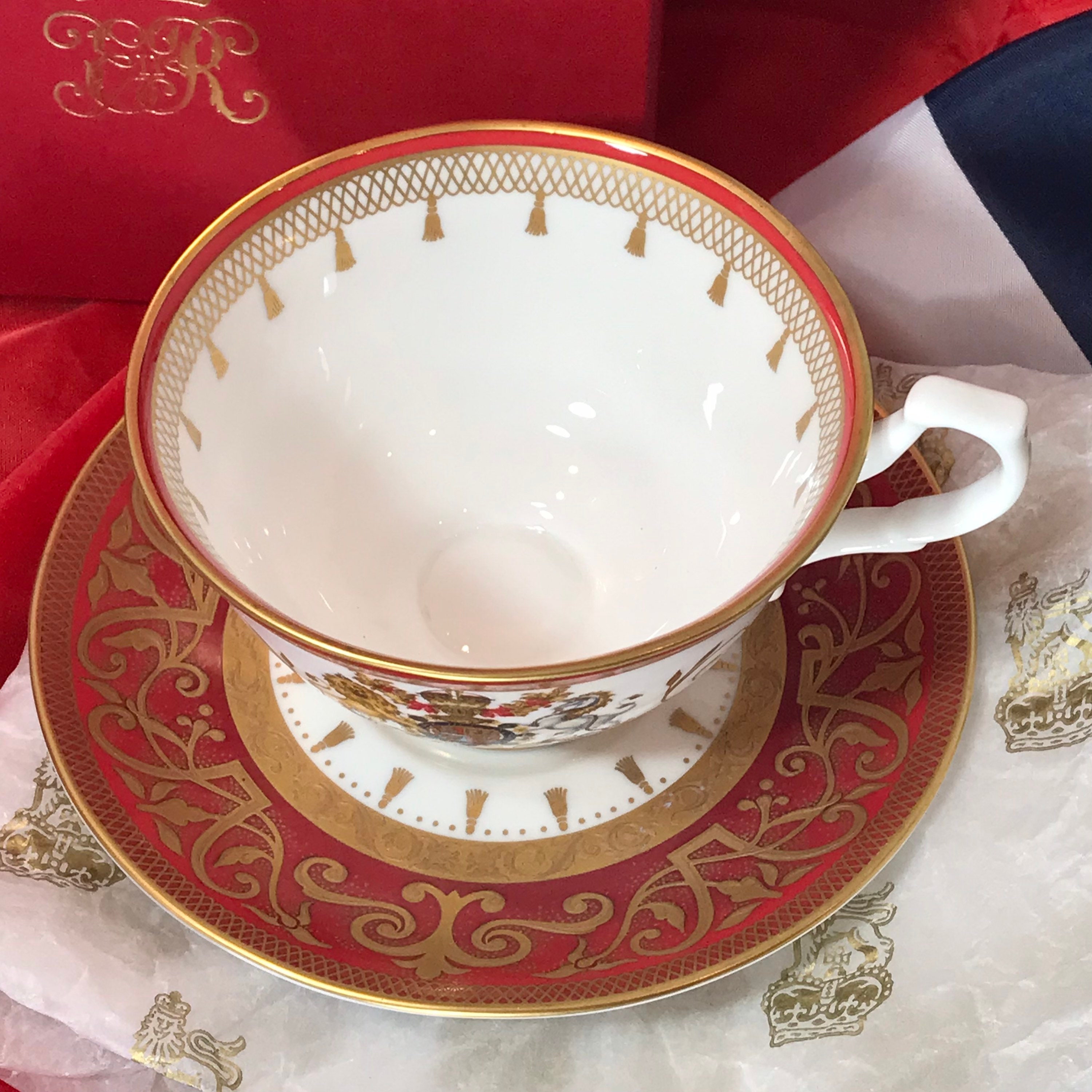 エリザベス２世　戴冠式　1952年　記念コレクション　ティースプーン6本セット エリザベス2世女王ロイヤルコレクション ティーカップ＆ソーサー。戴冠