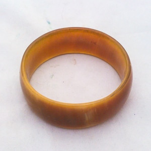 Vintage 1960s - 70s Lucite Horn Bangle