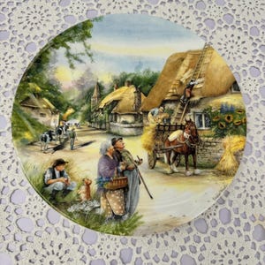 Royal Doulton Sammelteller - Old Country Crafts - The Thatcher- Limited Edition Serie von Susan Neale 1990er Jahre