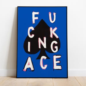 Verdomde schoppenaas poster, gelukkig dat je kaart kunst aan de muur afdrukt, edgy meme print, retro typografie, eigenzinnige collegekamerinrichting