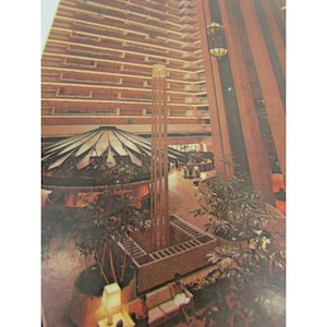 Vintage Regency Hyatt House Atlanta GA Postkarte 51748 Georgia