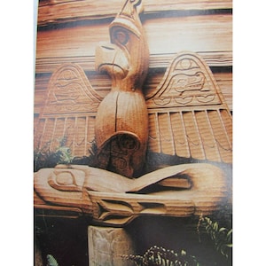 Otis Baxter Carving Vintage Postcard 52070 Longhouse Tillicum Village Seattle WA