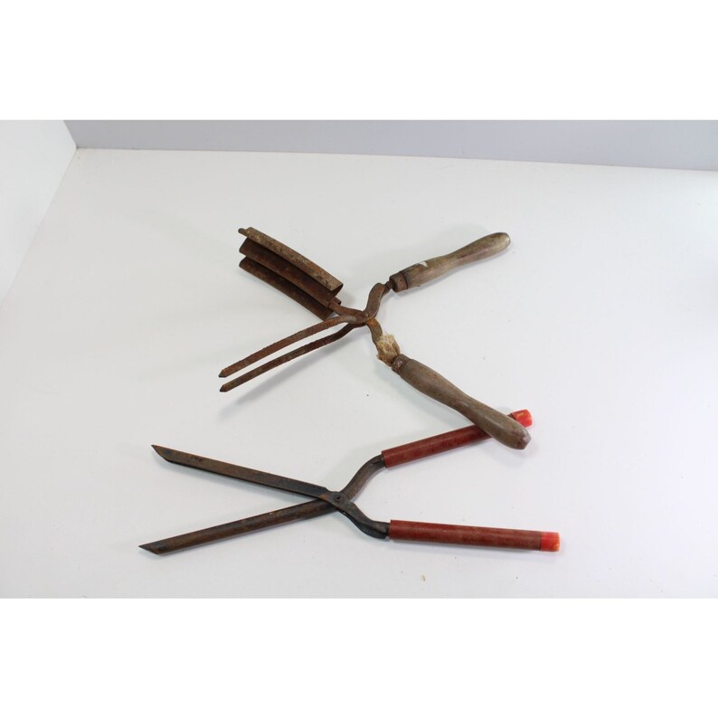 Antique Hair Crimper Curling Iron Vintage 77210 Etsy