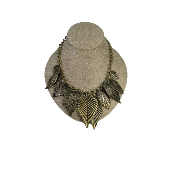 Antiqued Gold Tone Leaf Necklace Leaves Goldtone … - image 2