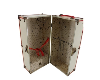 Ginny Doll Wardrobe Trunk Red White Vintage 94266