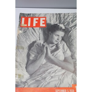 Life Magazine September 5 1938 Fall Fashions Congress French Premier 89004 Italy