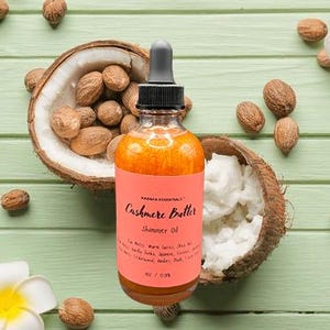 Huile hydratante pour le corps au beurre de cachemire de Karafa Essentials