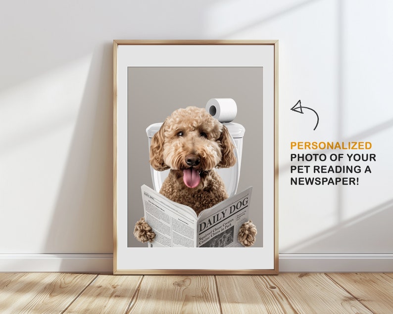 Puede incluir: Un perro marr&oacute;n y blanco sentado en un inodoro, leyendo un peri&oacute;dico que dice "Daily Dog".