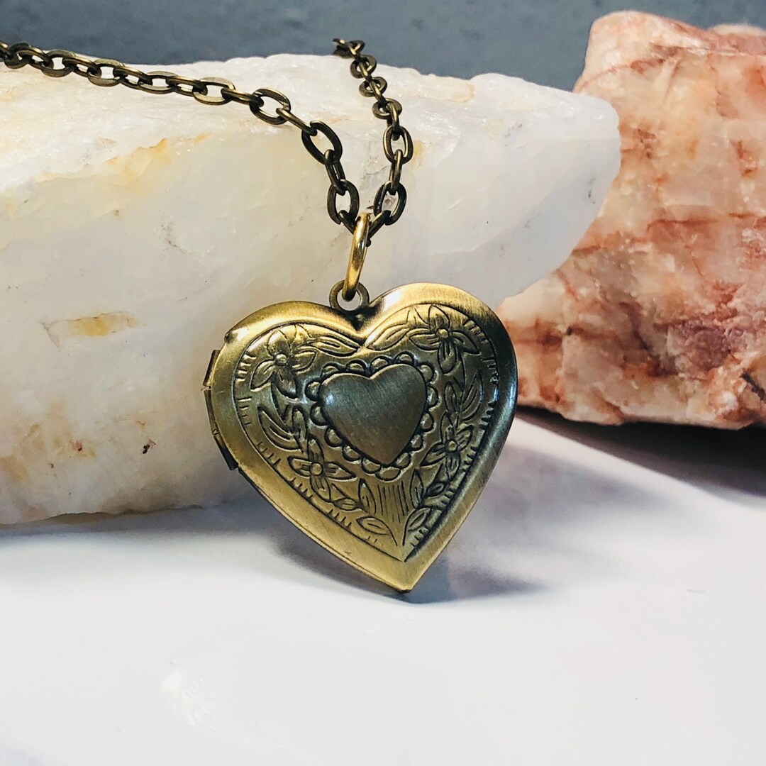 DIY Breast Milk Jewelry Kit and Heart Locket From the Original Creator of Breastmilk