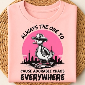 Grappige eend png, chaos eend ontwerp, schattige schaatseend clipart, cowboyeend sublimatie, digitaal shirtontwerp, dierlijke grafische download