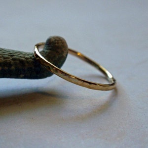 18K Gold Ring Band Hammered Skinny Stacking Ring in Stunning Gold image 2