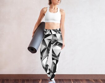 3d Angular Black & White Curve Hiding Women's Leggings.