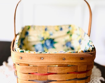 Vintage 1987 Longaberger All American medium berry basket