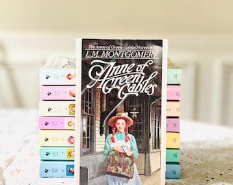 Vintage Anne of Green Gables book set — complete